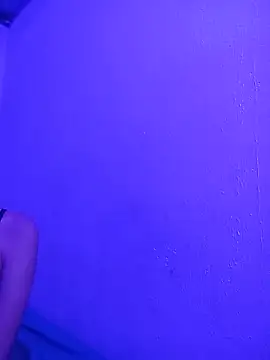 Violet glow online show from 06-19-26, 03:01