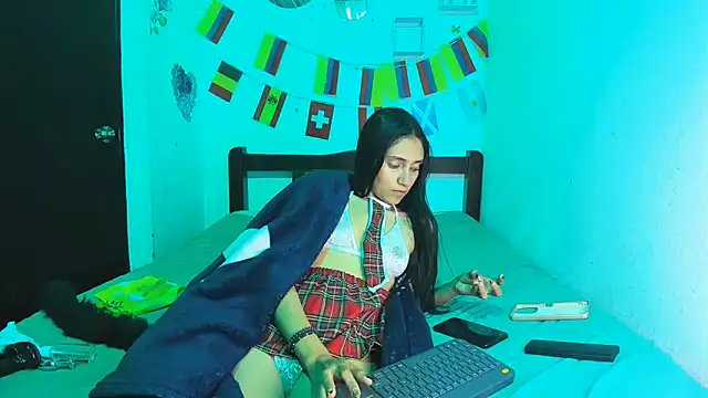 Violet glow online show from 06-27-26, 11:44