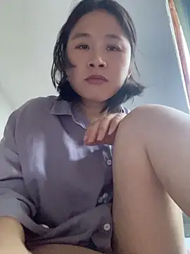 Snapshot of Iridessa- chatting on 07-03-26, 11:22 Iridessa- online show from 07-03-26, 11:22