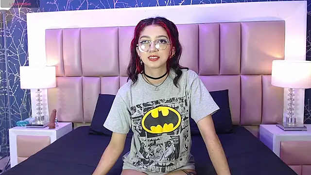 TaniaPierce online show from 06-07-26, 12:32