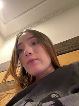 Snapshot of Valery_Salmons chatting on 07-14-26, 12:21 Valery Salmons online show from 07-14-26, 12:21