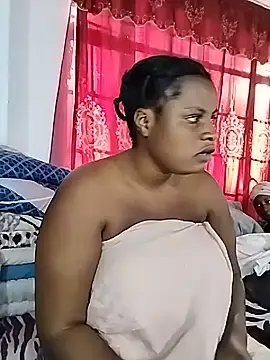 Snapshot of JuicyHoney_01 chatting on 07-24-26, 06:09 JuicyHoney 01 online show from 07-24-26, 06:09
