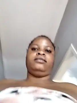 Snapshot of JuicyHoney_01 chatting on 07-11-26, 05:52 JuicyHoney 01 online show from 07-11-26, 05:52