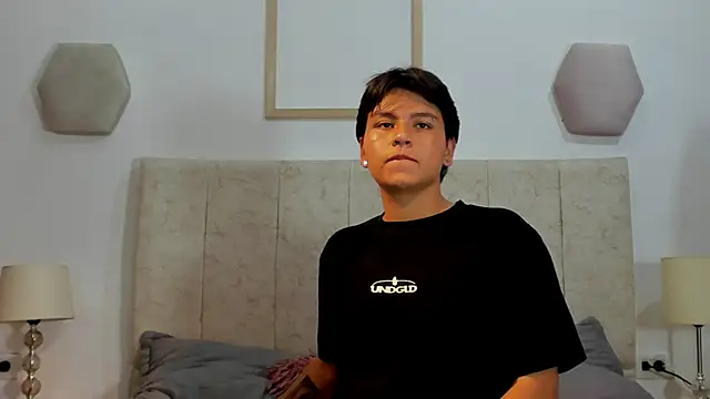  maximo 1 online show from 05-09-26, 06:55