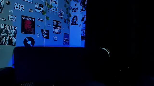 Snapshot of _maximo_1 chatting on 05-14-26, 11:29 maximo 1 online show from 05-14-26, 11:29
