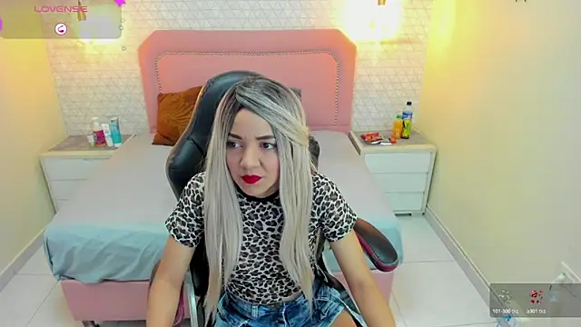 SAMANTHAGREGORY1 online show from 05-14-26, 07:33
