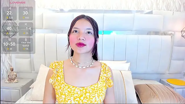 Aurora bellamont online show from 07-11-26, 01:33