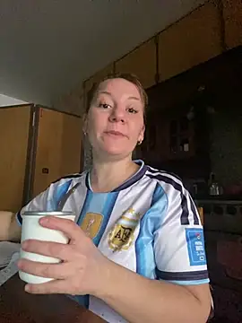 AllisonLove2 online show from 07-16-26, 07:33