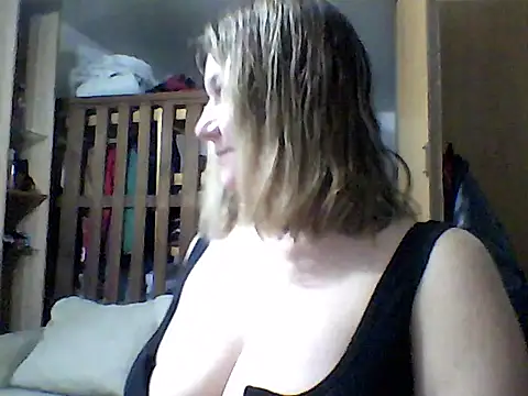 AllisonLove2 online show from 06-13-26, 03:37