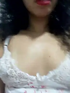 Snapshot of venuseyes25 chatting on 06-12-26, 10:51 venuseyes25 online show from 06-12-26, 10:51