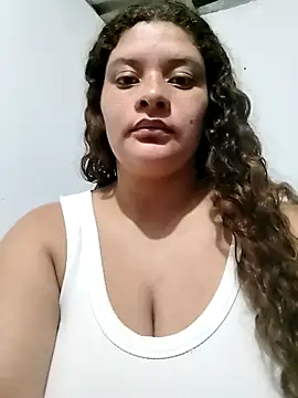 Snapshot of Mara_lopez21 chatting on 05-17-26, 01:16 Mara lopez21 online show from 05-17-26, 01:16