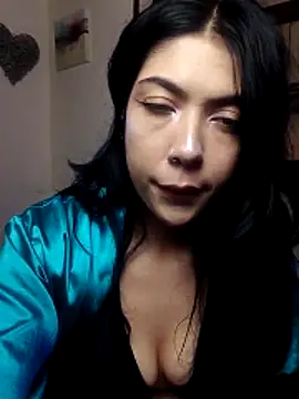 Snapshot of Agnes_cox chatting on 05-13-26, 11:01 Agnes cox online show from 05-13-26, 11:01