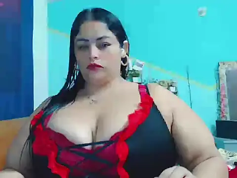 Snapshot of JessicaaVega chatting on 06-08-26, 05:19 JessicaaVega online show from 06-08-26, 05:19