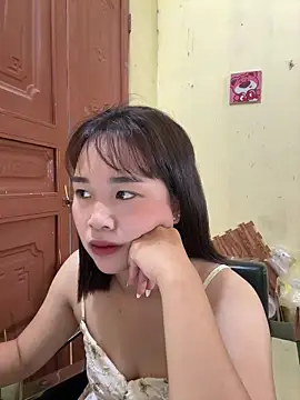 Lili 019 online show from 05-21-26, 02:53