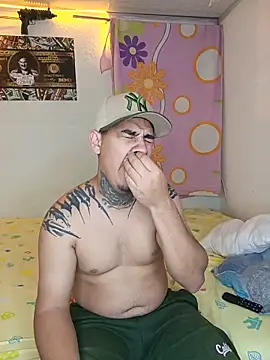 radiant whore x online show from 05-27-26, 08:49