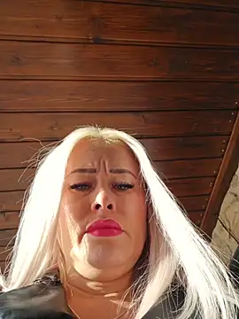 MILFBARBY online show from 10-28-25, 08:24