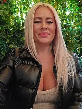 MILFBARBY online show from 11-16-25, 07:46