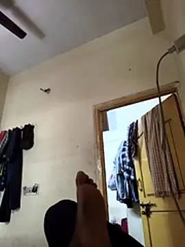 Snapshot of sexyboi505 chatting on 07-11-26, 04:35 sexyboi505 online show from 07-11-26, 04:35
