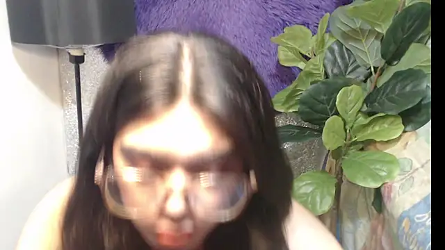 RoseAmarie online show from 06-18-26, 09:20