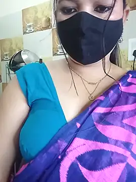 Snapshot of Cute-Sweety chatting on 05-31-26, 04:35 Cute-Sweety online show from 05-31-26, 04:35