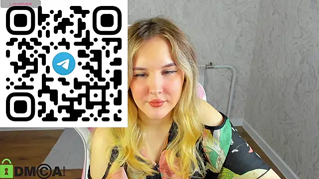 Stacey Dawson online show from 05-15-26, 01:03