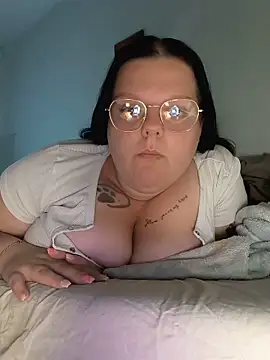 BadMommyyyyy online show from 05-15-26, 12:03