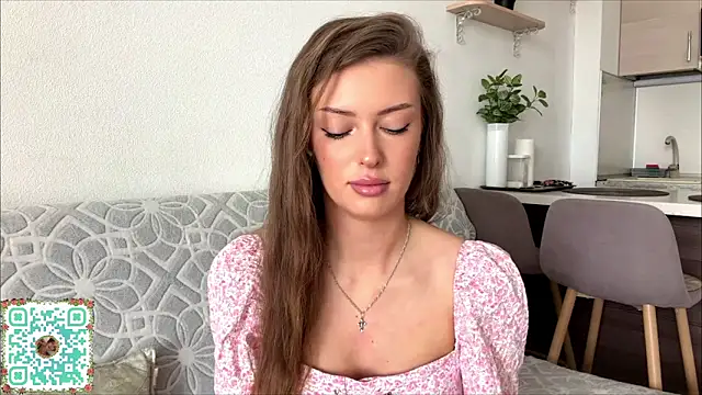 MonaBlisss online show from 05-20-26, 11:40