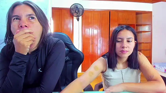 Soffy and Emily online show from 05-19-26, 12:12