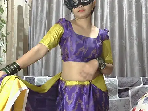 Snapshot of Butterflyy9 chatting on 06-25-26, 04:56 Butterflyy9 online show from 06-25-26, 04:56