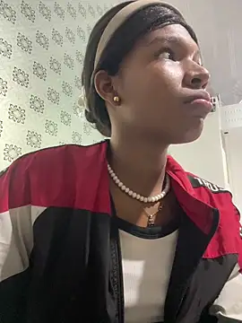 Snapshot of Liss_Love1 chatting on 06-28-26, 03:02 Liss Love1 online show from 06-28-26, 03:02