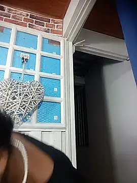 Snapshot of Liss_Love1 chatting on 06-17-26, 11:58 Liss Love1 online show from 06-17-26, 11:58