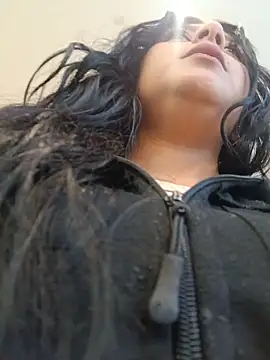 ariana foxx  online show from 05-22-26, 03:32