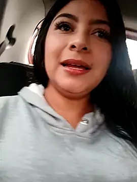 ariana foxx  online show from 07-02-26, 12:55