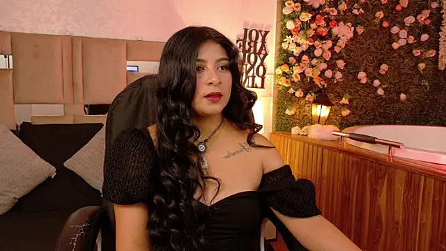 ariana foxx  online show from 06-13-26, 02:26