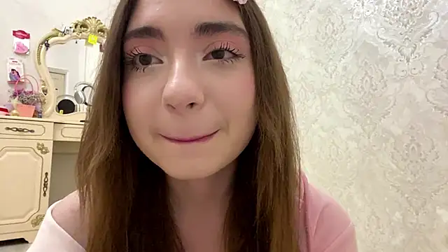 Snapshot of Rosie_Sweety chatting on 05-27-26, 05:09 Rosie Sweety online show from 05-27-26, 05:09
