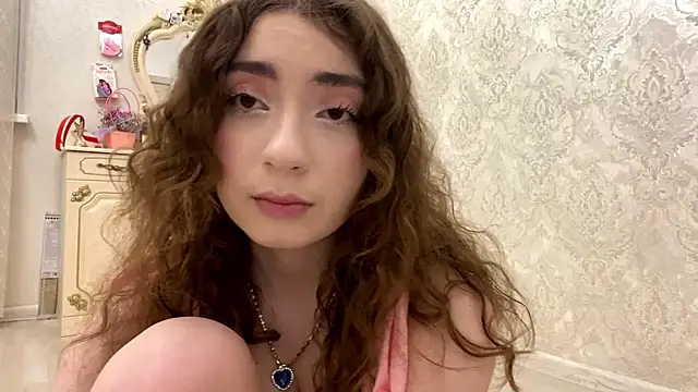 Snapshot of Rosie_Sweety chatting on 06-05-26, 07:30 Rosie Sweety online show from 06-05-26, 07:30