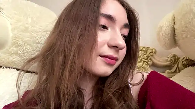 Snapshot of Rosie_Sweety chatting on 05-19-26, 02:35 Rosie Sweety online show from 05-19-26, 02:35