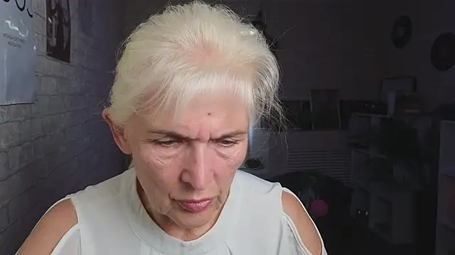 Snapshot of Nia_Natur chatting on 06-04-26, 09:58 Nia Natur online show from 06-04-26, 09:58