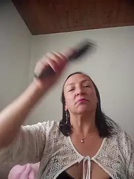 dangerous milf online show from 07-27-26, 07:43