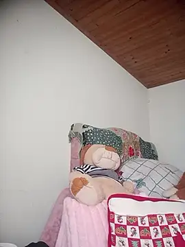 dangerous milf online show from 07-16-26, 05:10