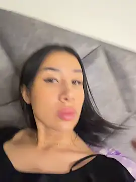 SophiaaRose18 online show from 05-29-26, 05:35