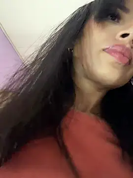 SophiaaRose18 online show from 05-22-26, 12:58