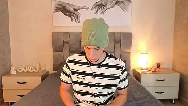 isaacblaze  online show from 05-28-26, 03:47
