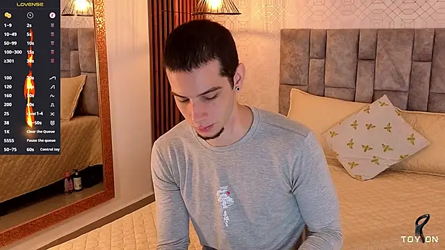 isaacblaze  online show from 06-07-26, 04:07