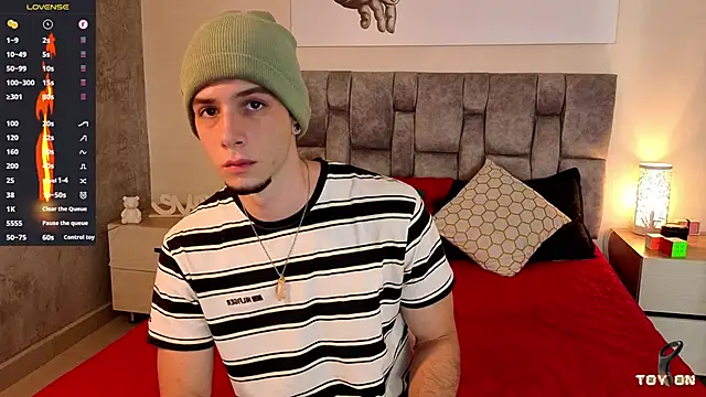 isaacblaze  online show from 06-04-26, 03:55