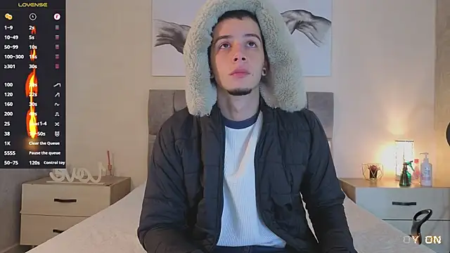 isaacblaze  online show from 07-01-26, 03:40
