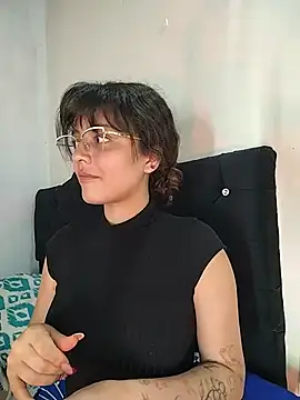 Snapshot of Melissa_Girat_ chatting on 05-22-26, 02:42 Melissa Girat online show from 05-22-26, 02:42