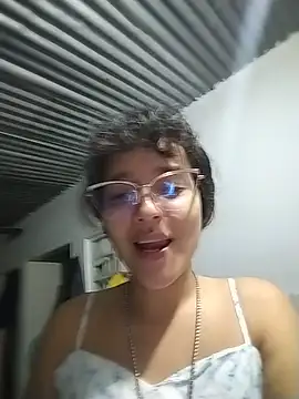 Snapshot of Melissa_Girat_ chatting on 06-03-26, 01:06 Melissa Girat online show from 06-03-26, 01:06