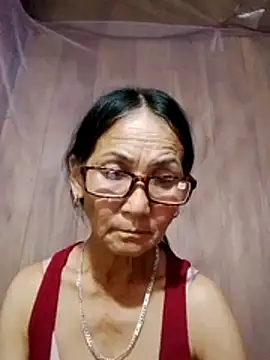 Snapshot of Magy-006 chatting on 07-05-26, 04:58 Magy-006 online show from 07-05-26, 04:58