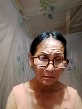 Snapshot of Magy-006 chatting on 07-23-26, 04:25 Magy-006 online show from 07-23-26, 04:25